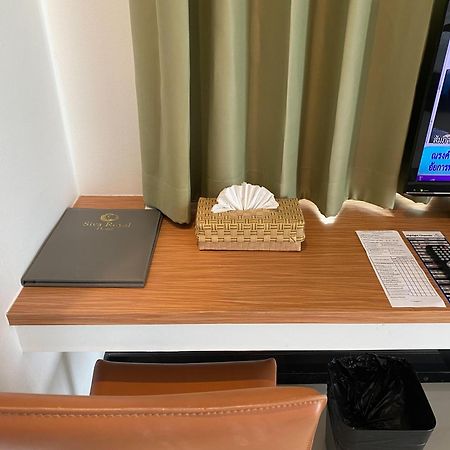 Siva Royal Hotel Фаталунг Екстериор снимка