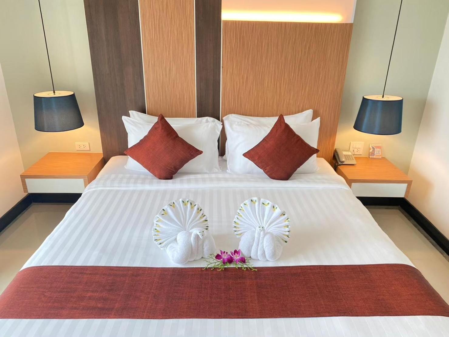 Siva Royal Hotel Фаталунг Екстериор снимка