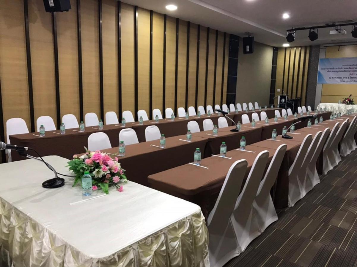 Siva Royal Hotel Фаталунг Екстериор снимка